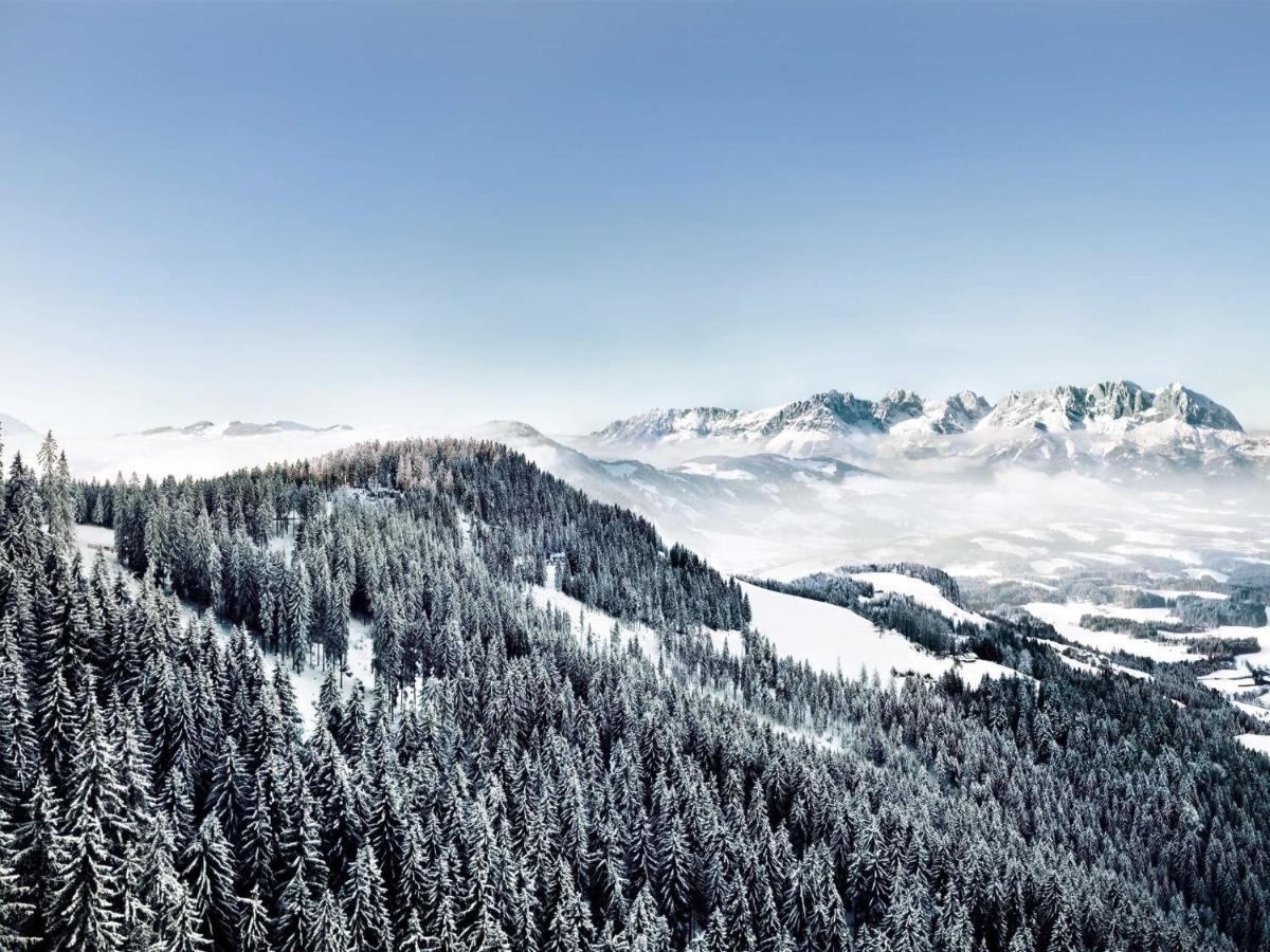 Apartment Near The Hahnenkamm Cable Car Kitzbuhel Exterior photo